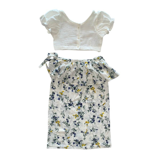 Girl's Avrudu Redda Hatta with Blue & Yellow Floral