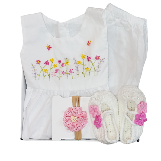 New Born Baby Girl Gift Hamper - Flower Theme